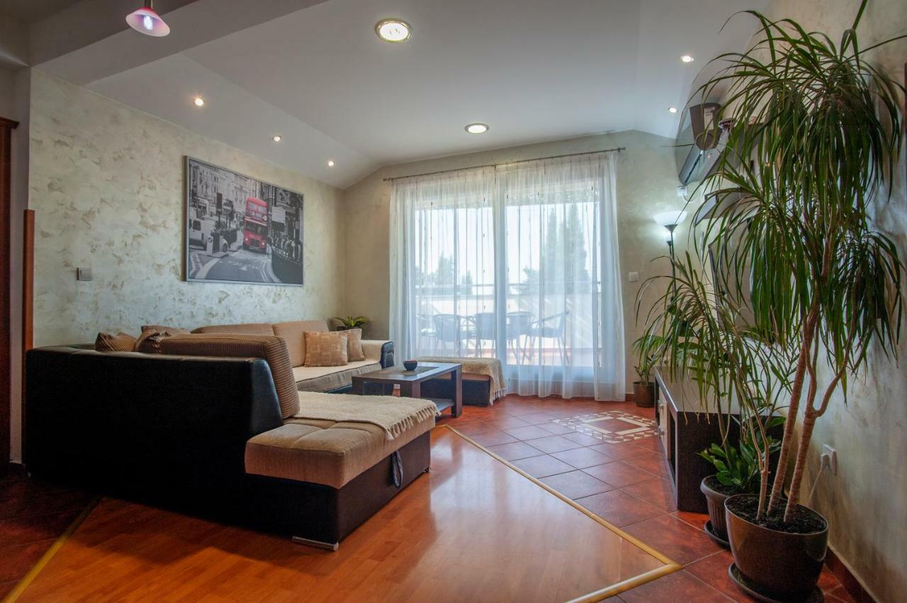 Dobrljanin Lux Apartment Budva Bagian luar foto